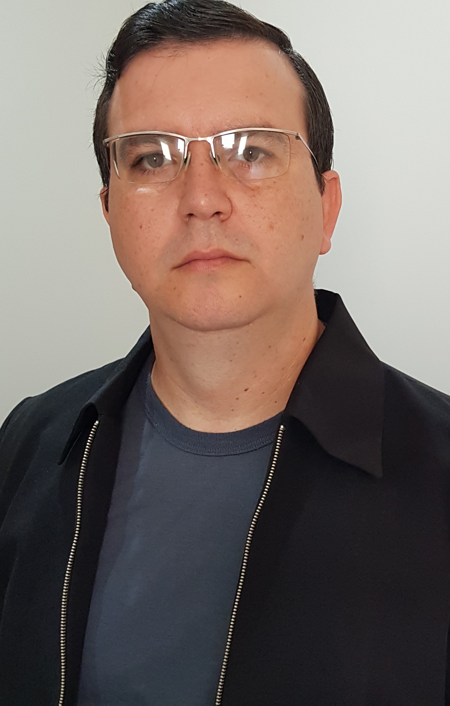 Prof. Me. Cristiano Pires Martins