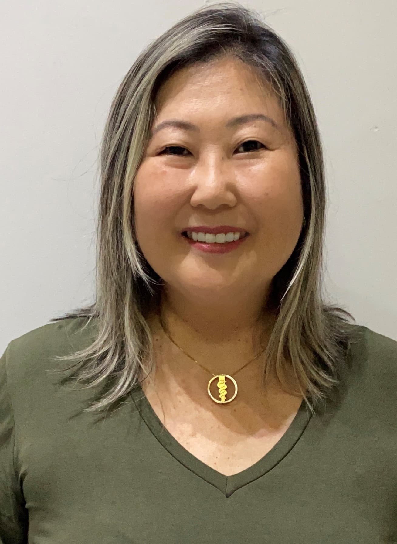 Profa. Esp. Fabiana Emiko Tanaka