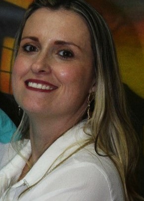 Profa. Dra. Flávia Priscila Pereira