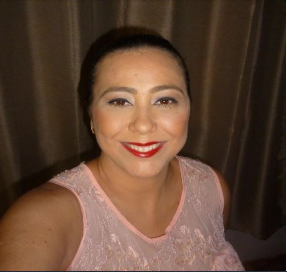 Profa. Especialista Helena Esther Eick