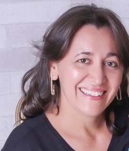 Profa. Esp. Maria Regina Ferreira