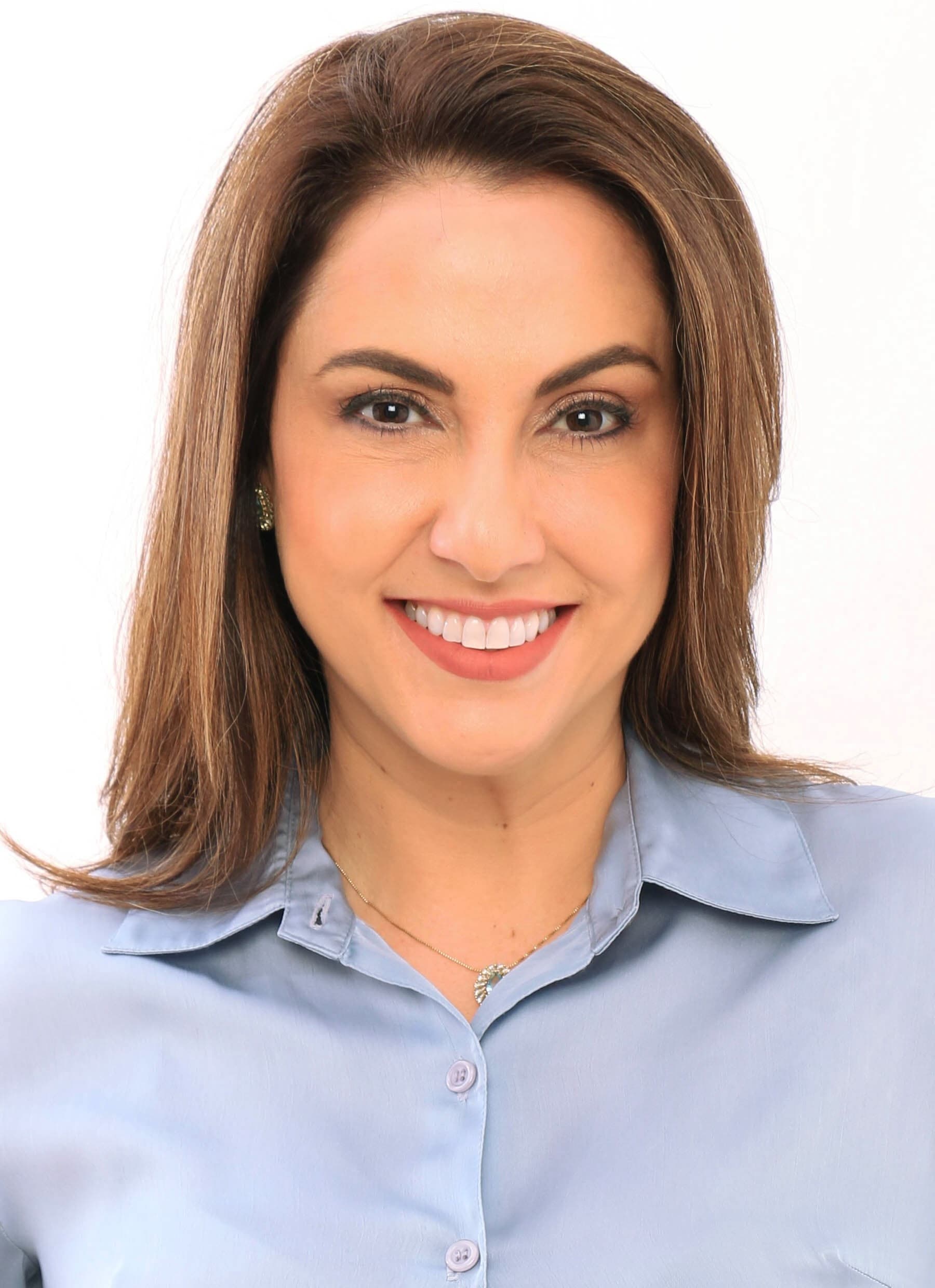 Profa. Dra. Vivian Cristina Noronha Novaes