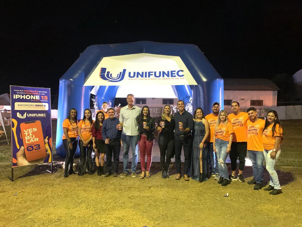 Unifunec lança pré-campanha do vestibular 2022 com stand i...