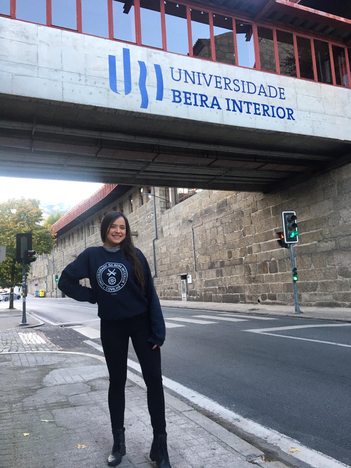 Egressa do curso de Engenharia Civil do Unifunec tem pesquis...
