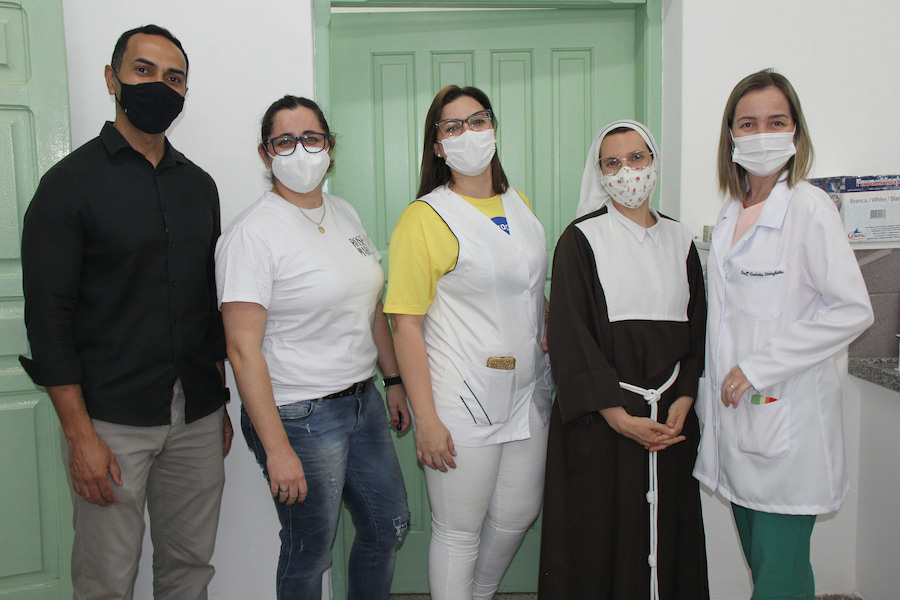 Acadêmicos do curso Medicina do Unifunec realizam atendimen...