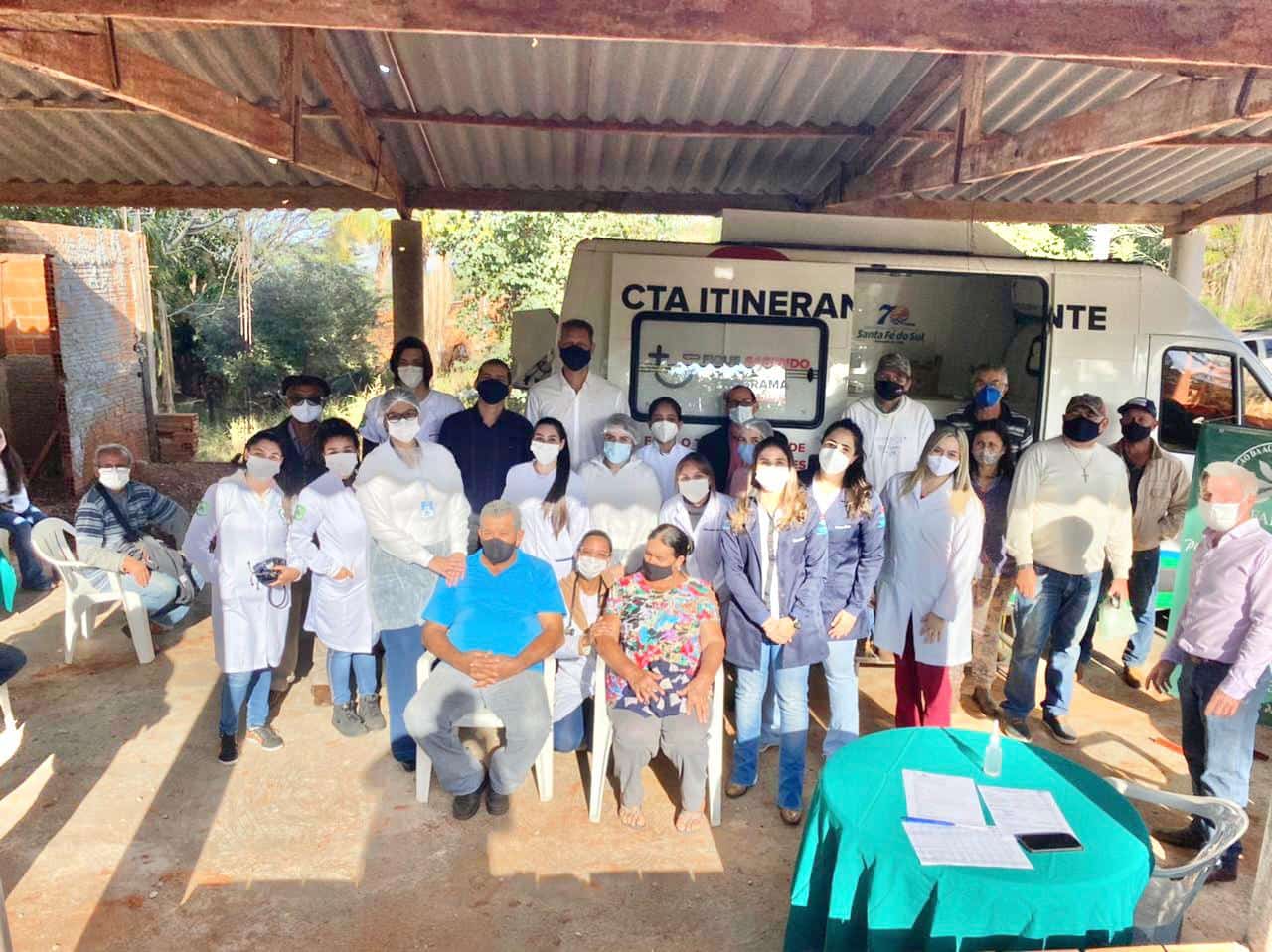 Acadêmicos do curso de Enfermagem do Unifunec realizam aten...