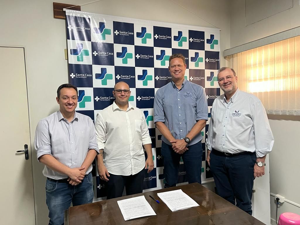 Unifunec firma importante parceria e garante internato para ...